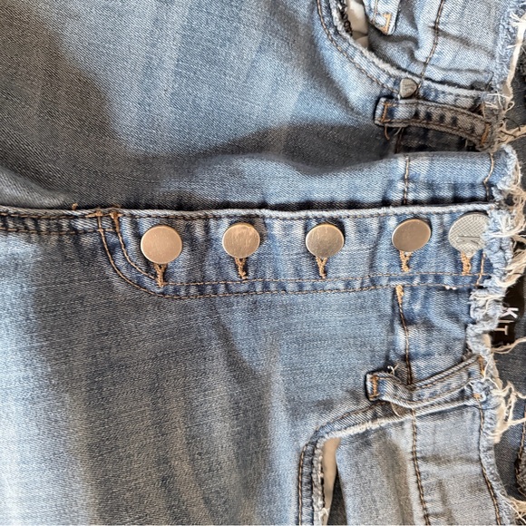 Distressed KUT Light Blue Women's Jeans - Picture 2 of 5